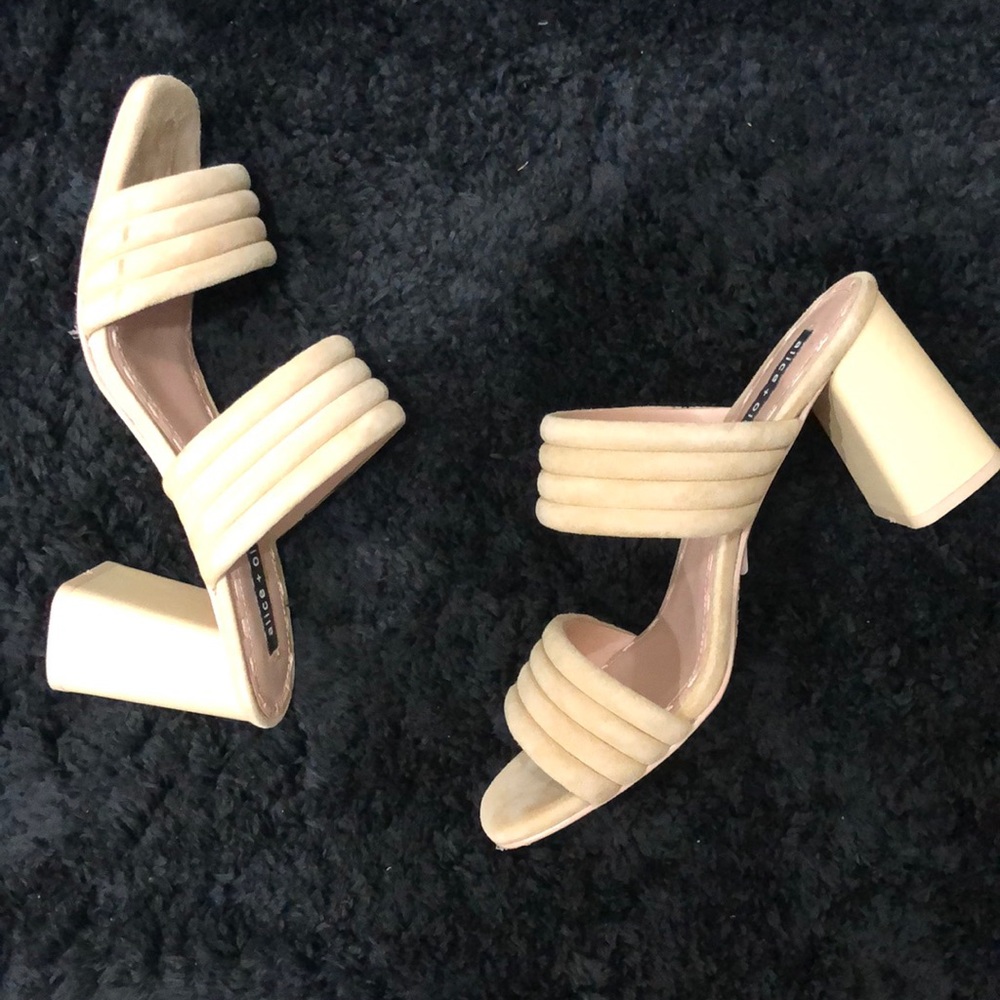 Alice & Olivia Mules